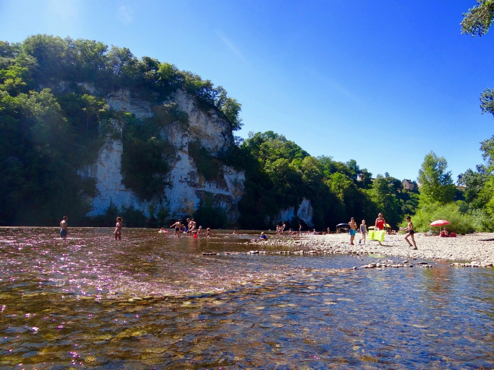 Plage du rocher de la cave